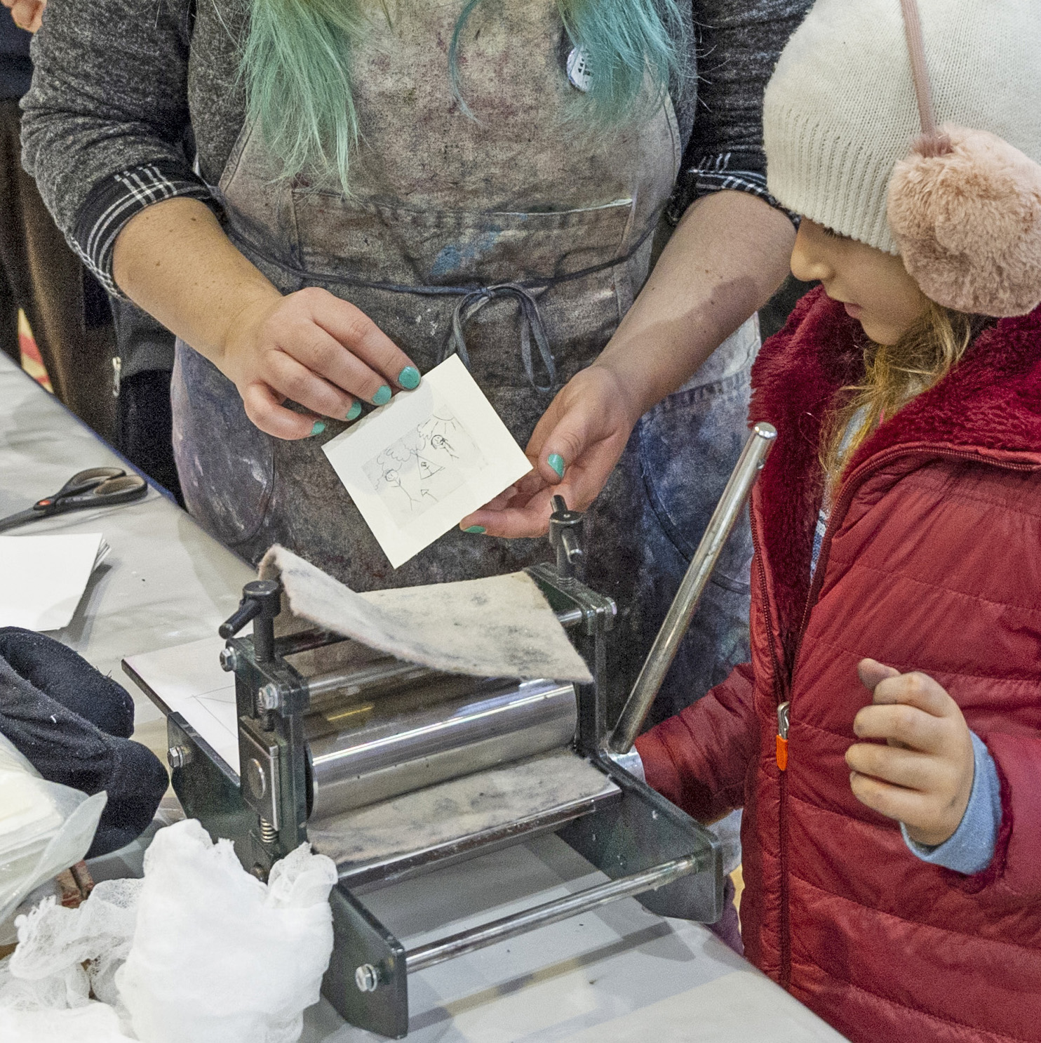 Atelier Gravure sur brique de lait