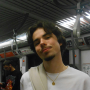 Raphaël Vicat 1er prix du concours Les Crous 2025